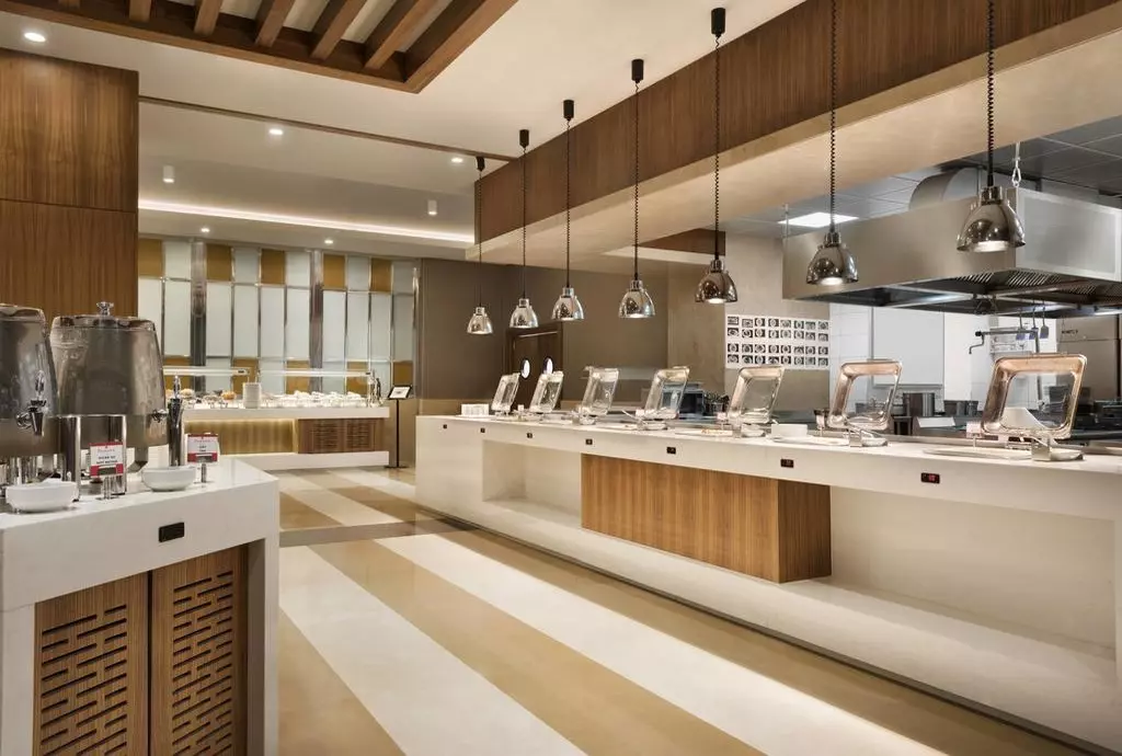 hotel ramada plaza konya_shabavizparvaz_04.jpg